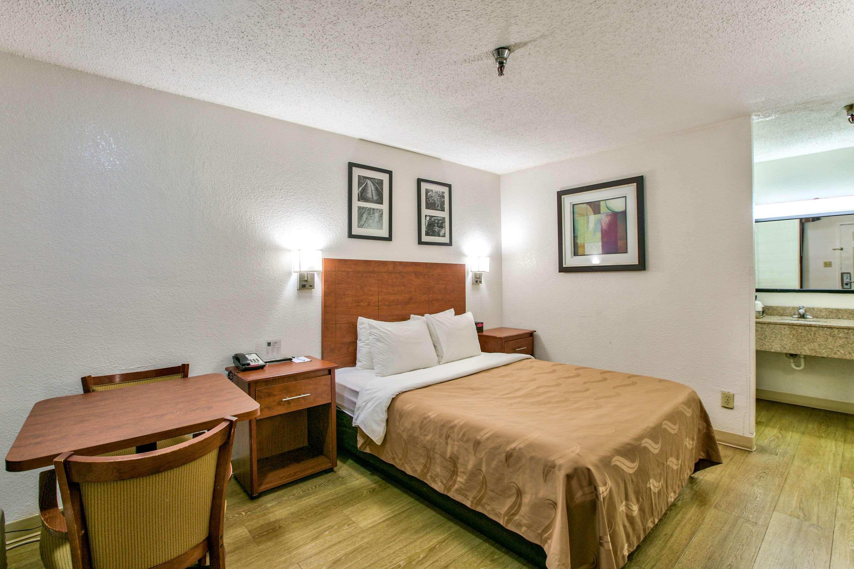 Quality Inn Tallahassee Near University Dış mekan fotoğraf