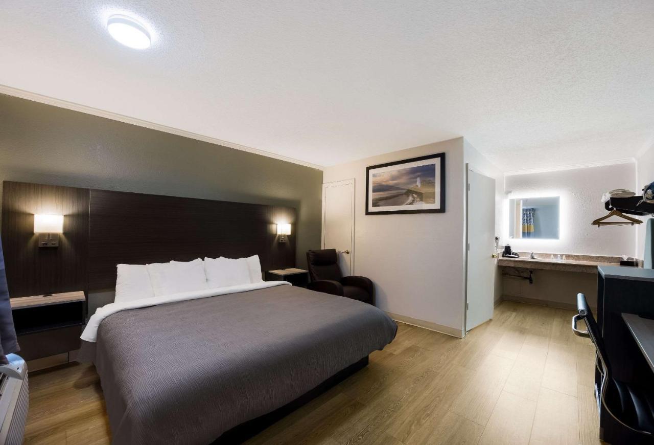 Quality Inn Tallahassee Near University Dış mekan fotoğraf